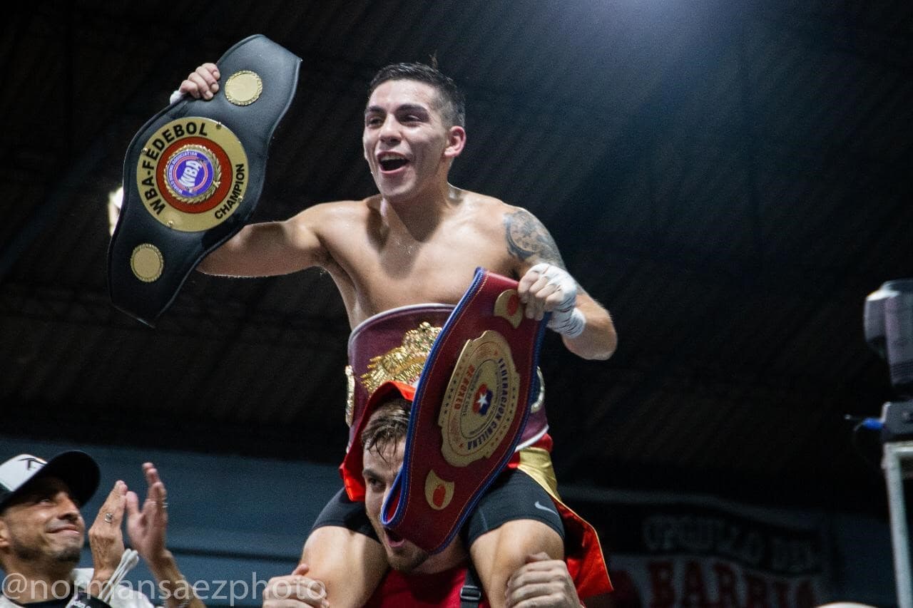 Andres Campos WBA Fedebol Title