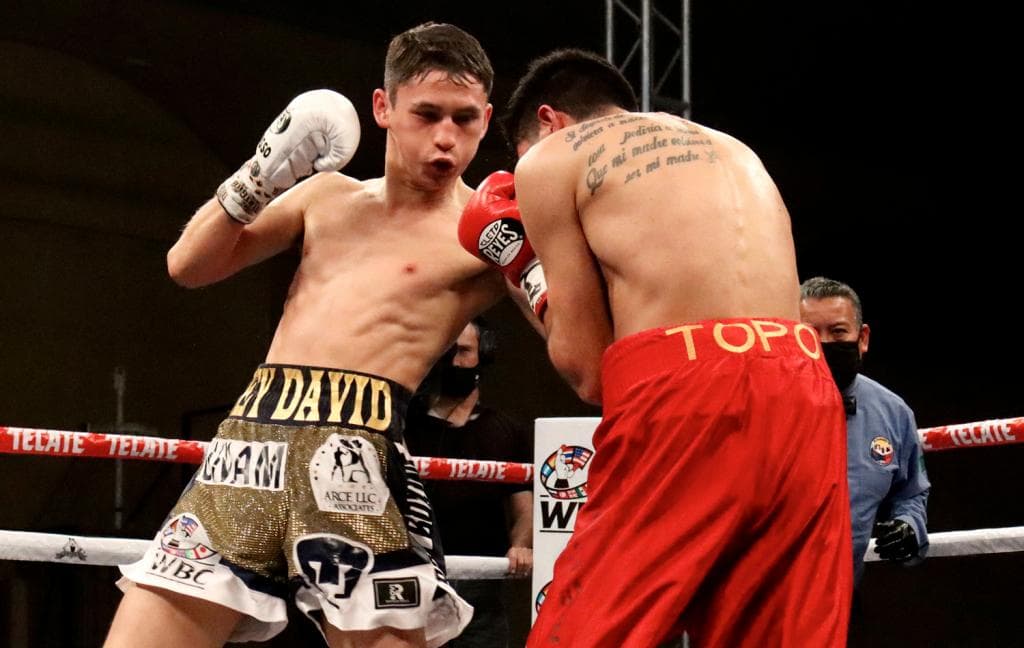 Alan David Picasso vs Jesus Adrian Gomez