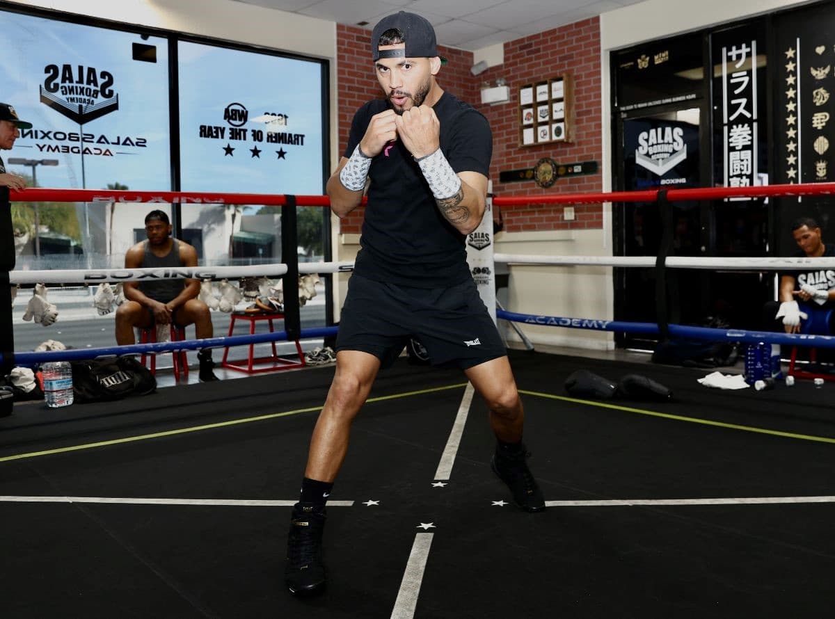 Robeisy Ramirez Training Gym