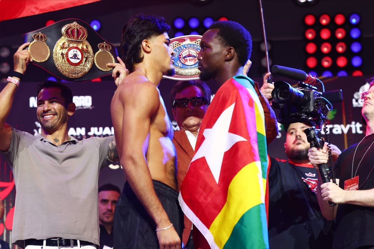 Xander Zayas vs Abass Baraou Weights