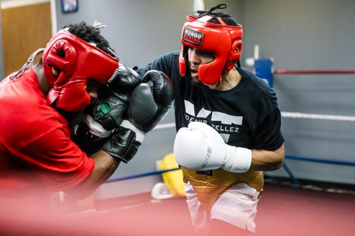 Yoenis Tellez Sparring