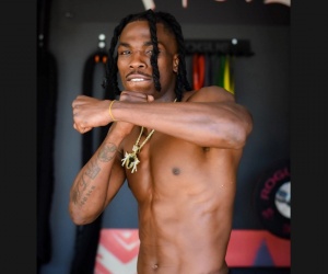 Undefeated welterweight Avious “Tha Underdog” Griffin makes significant step up in next bout trainer boxrec who is he wiki oddschecker watch full fight highlights