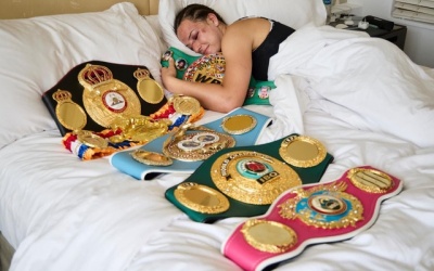 Former undisputed champion Chantelle Cameron is on a mission to get her belts back katie taylor trilogy undisputed boxrec wiki northampton