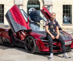Chris Eubank Jr lists “one-punch masterpiece” McLaren for sale for a huge amount of money masonry volcano red candy paint car collection auto trader advert how much price bid