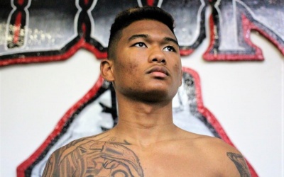 Undefeated rising lightweight star Demler “The War Machine” Zamora ready to face Nikolai Buzolin on Spence-Crawford undercard fight time date tv channel ringwalks boxrec