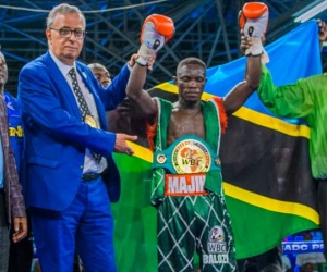 Super bantamweight Fadhili Majiha defeats Bongani Mahlangu to win WBC Africa title tanzania african boxrec Dar-Es-Salaam boxer interview amateur professional career 
