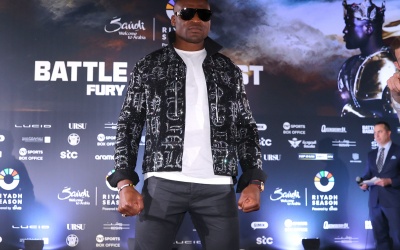 Francis Ngannou warns Anthony Joshua he could get knocked out by him weak chin heavyweight fight saudi ringwalks what have they said quotes watch