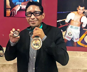 Israel Vazquez bravely fights his toughest challenge