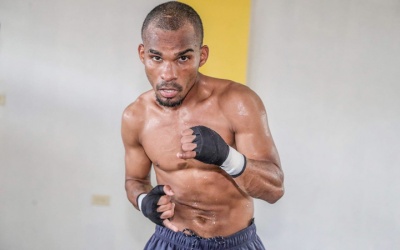 Jonathan González withdraws from with Kenshiro Teraji fight with pneumonia boxrec fight time date tv channel japan who wins oddschecker new opponent april 8th