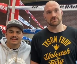 Cutman Jorge Capetillo provides update on Tyson Fury training camp He should be back to sparring in 2-3 weeks time cut heal length of time days weeks months otto wallin 47 stitches right eye wilder