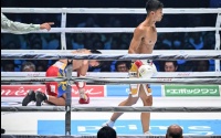WBC bantamweight king Junto Nakatani destroys challenger Vincent Astrolabio in one round watch full fight highlights boxrec