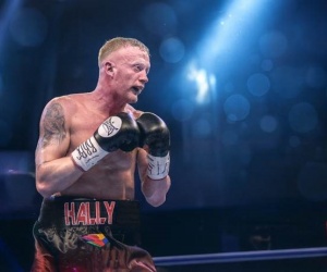 Local hero Mick Hall makes boxing comeback in Preston "The Hammer" returns- Preston boxing hero Mick Hall back in the ring after five-year hiatus