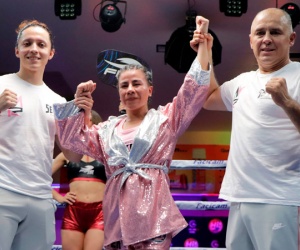Montserrat Alarcon triumphs over Cecilia Mendoza in the main event of the “Queens of the Ring” show boxrec fight time date tv channel highlights boxer female champions