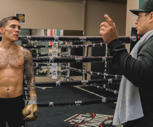 Oscar Valdéz next fight date and opponent maned