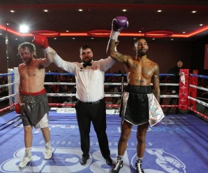 Troy Coleman forced to settle for a draw robbie chapman boxrec boxer fight bcb promotions midlands are title champion