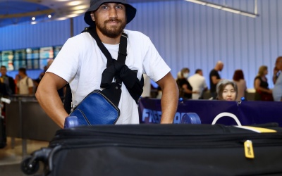 Vasiliy Lomachenko will return to the ring later this year sets sights on becoming undisputed devin haney boxrec usyk california training camp