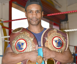 Former World champion Steve Robinson discusses his newest fight on the streets of Cardiff boxrec community wiki wales